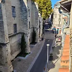 Studio Avignon place des corps saints