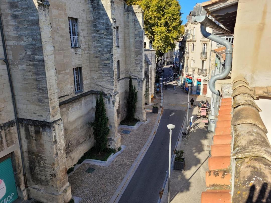 Appartement Studio Place Des Corps Saints Avignon